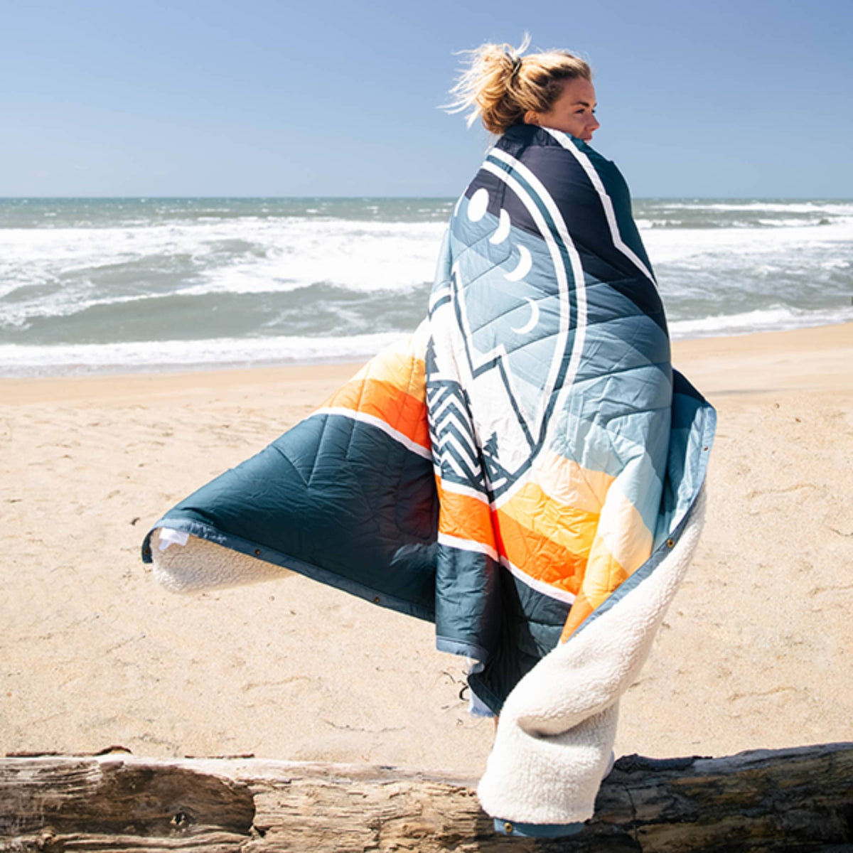 Voited Cloudtouch™ Indoor/Outdoor Camping Blanket - Camp Vibes / Greengabel