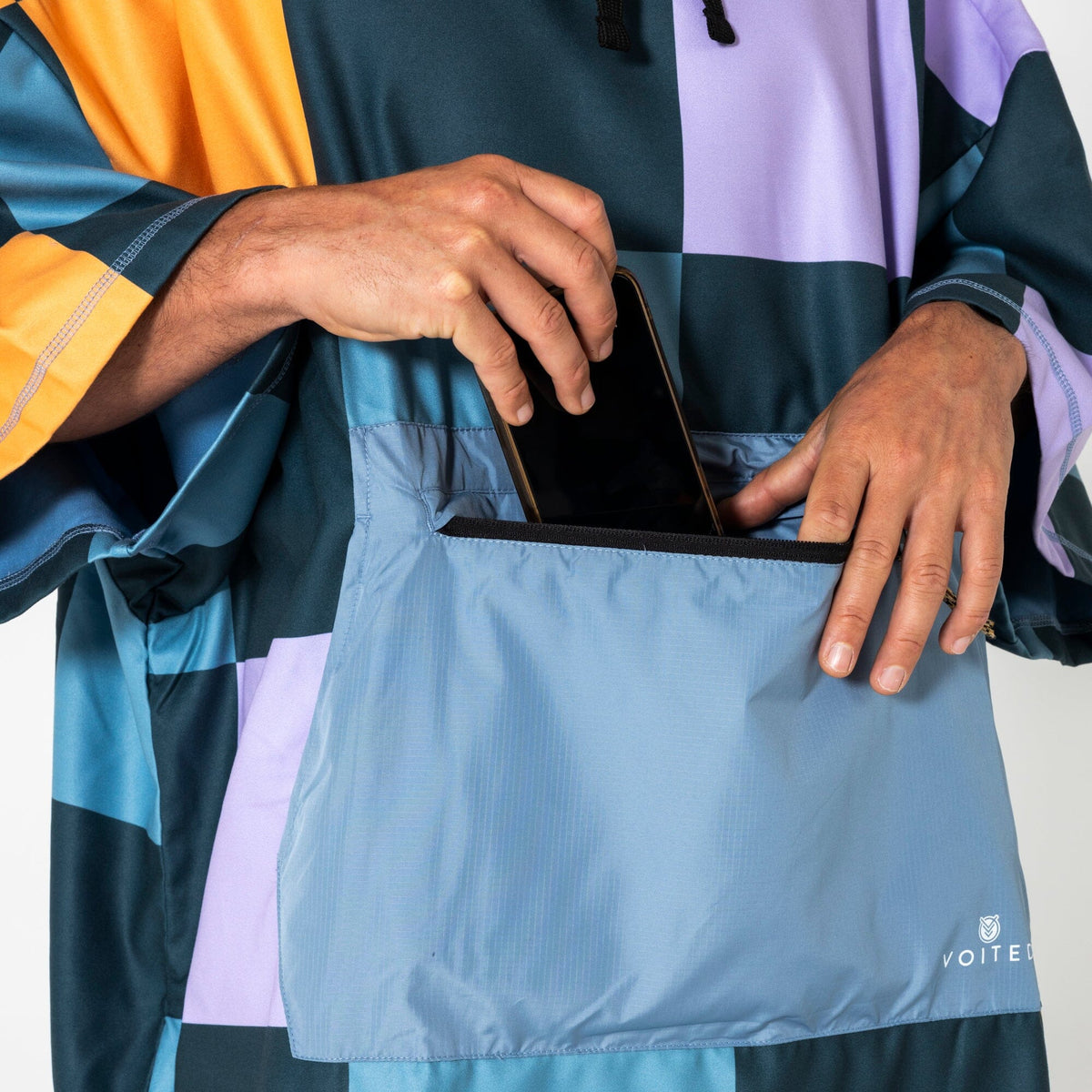 Voited Micro Fleece Poncho - Cheeckers