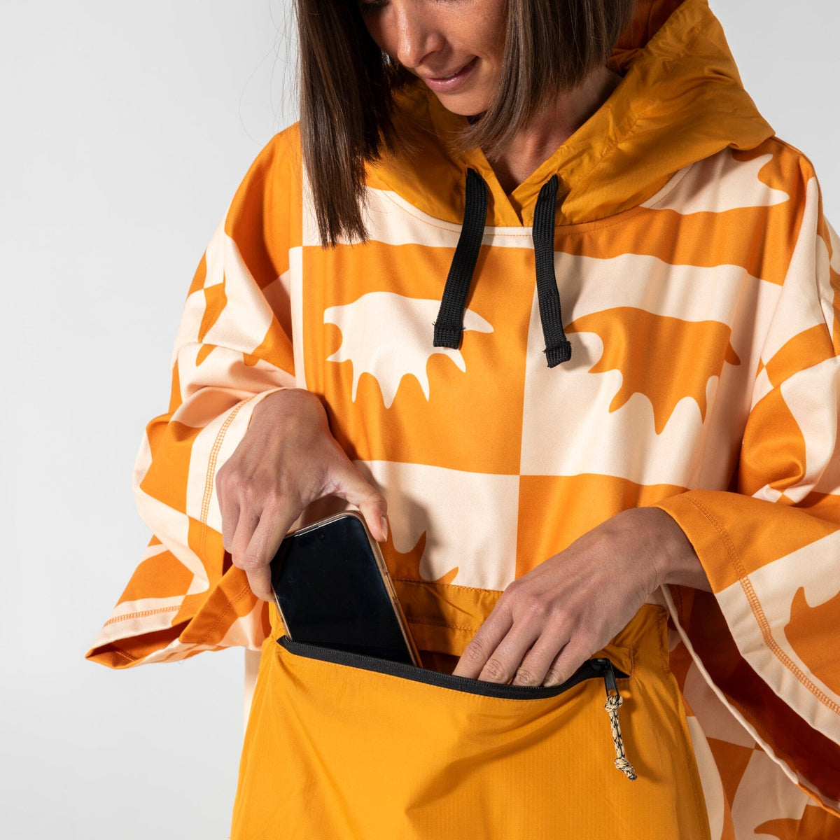 Voited Micro Fleece Poncho - Concha