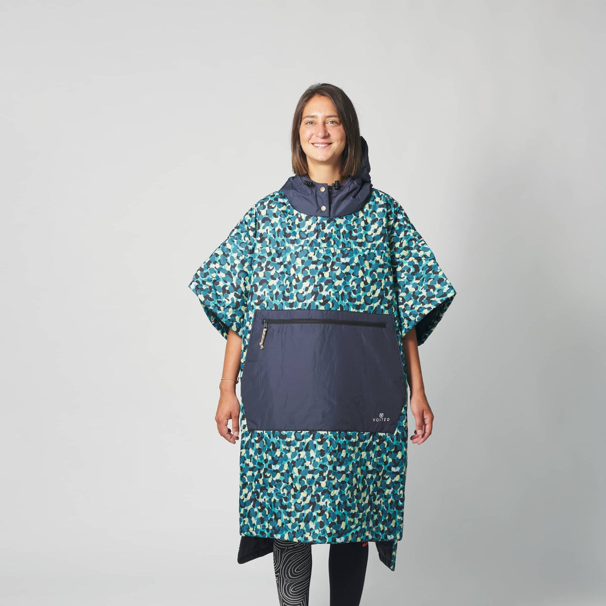 Voited Outdoor Poncho For Surfing, Camping, Vanlife & Wild Swimming - An Tracks