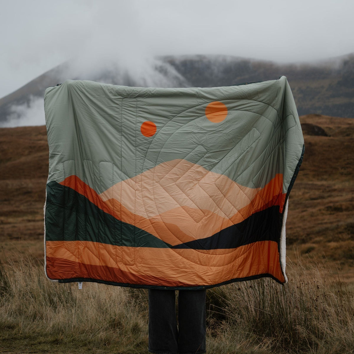 Voited Cloudtouch™ Indoor/Outdoor Camping Blanket - Jasper/Tree Green