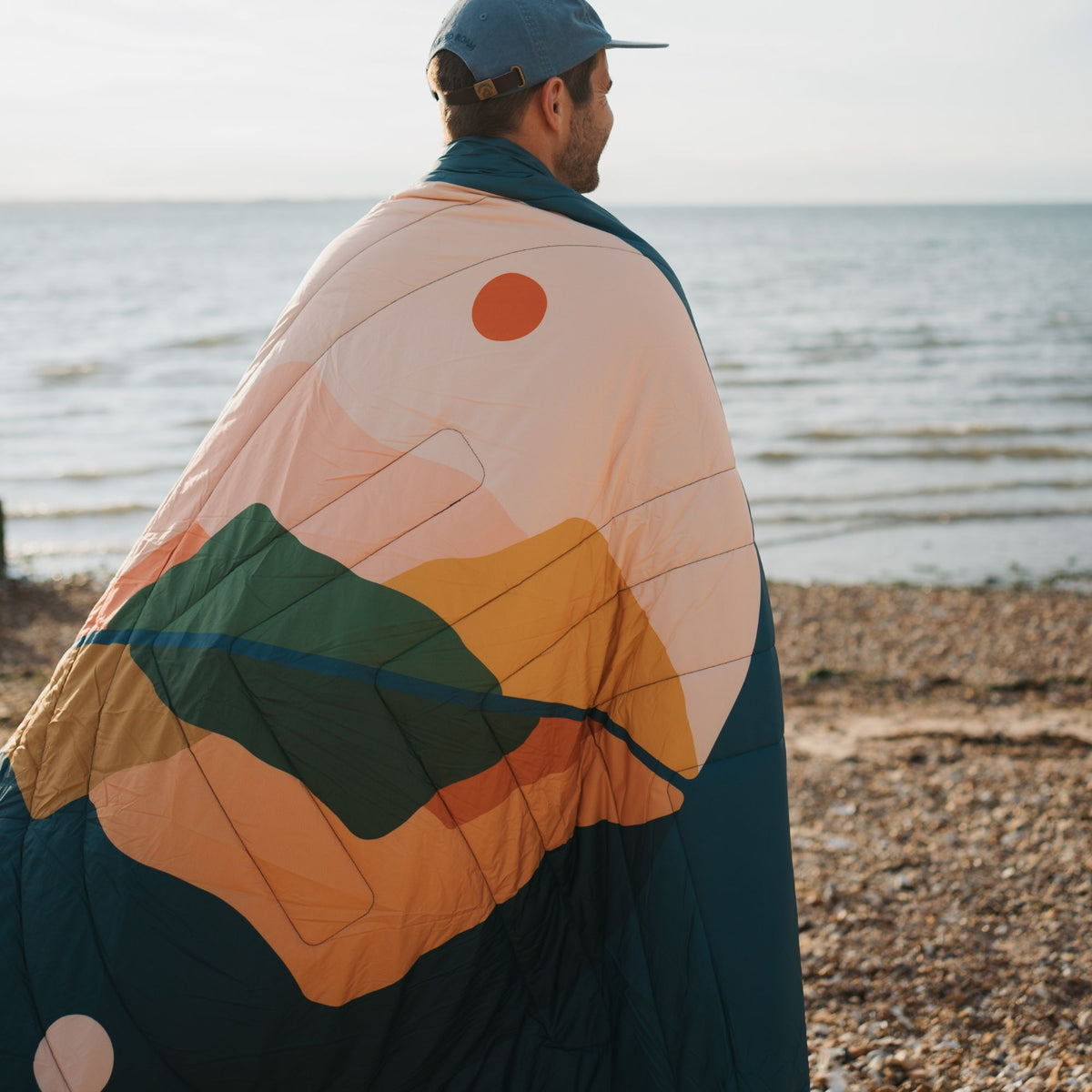 Voited Cloudtouch™ Indoor/Outdoor Camping Blanket - Day & Night