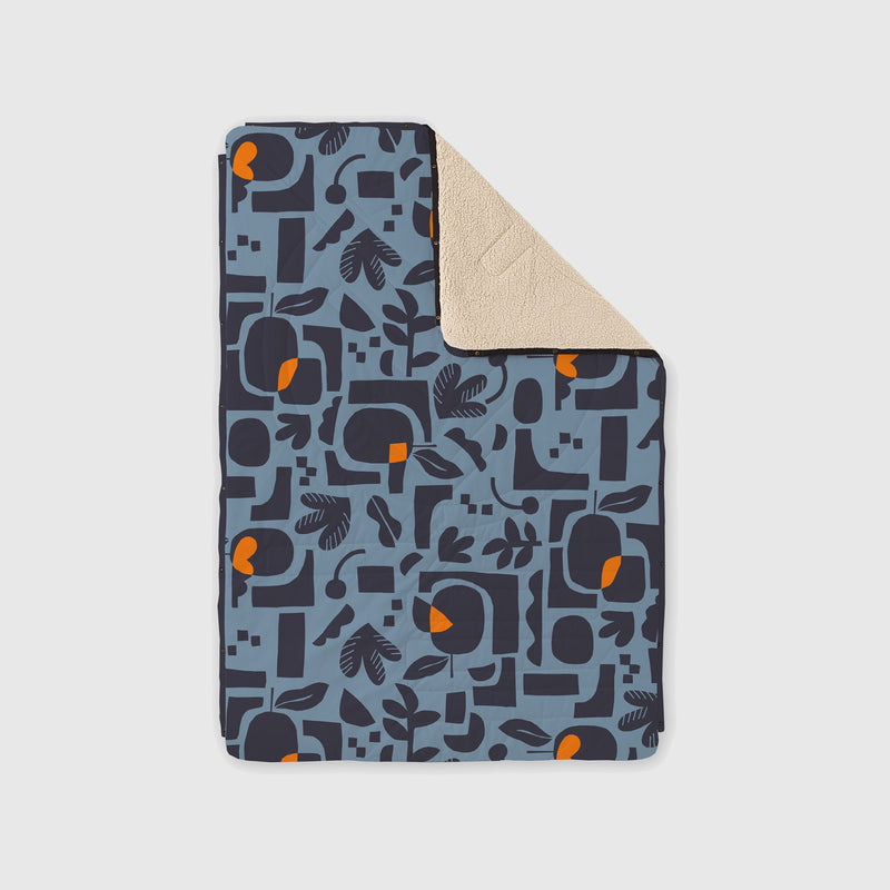 Voited Cloudtouch™ Indoor/Outdoor Camping Blanket - Lush Garden