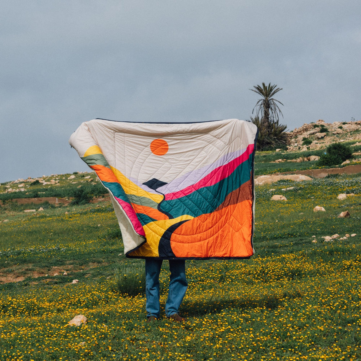 Voited Cloudtouch™ Indoor/Outdoor Camping Blanket - Mystic Ridge