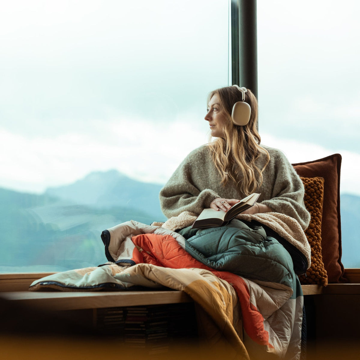 Voited Cloudtouch™ Indoor/Outdoor Camping Blanket - Nomadnext