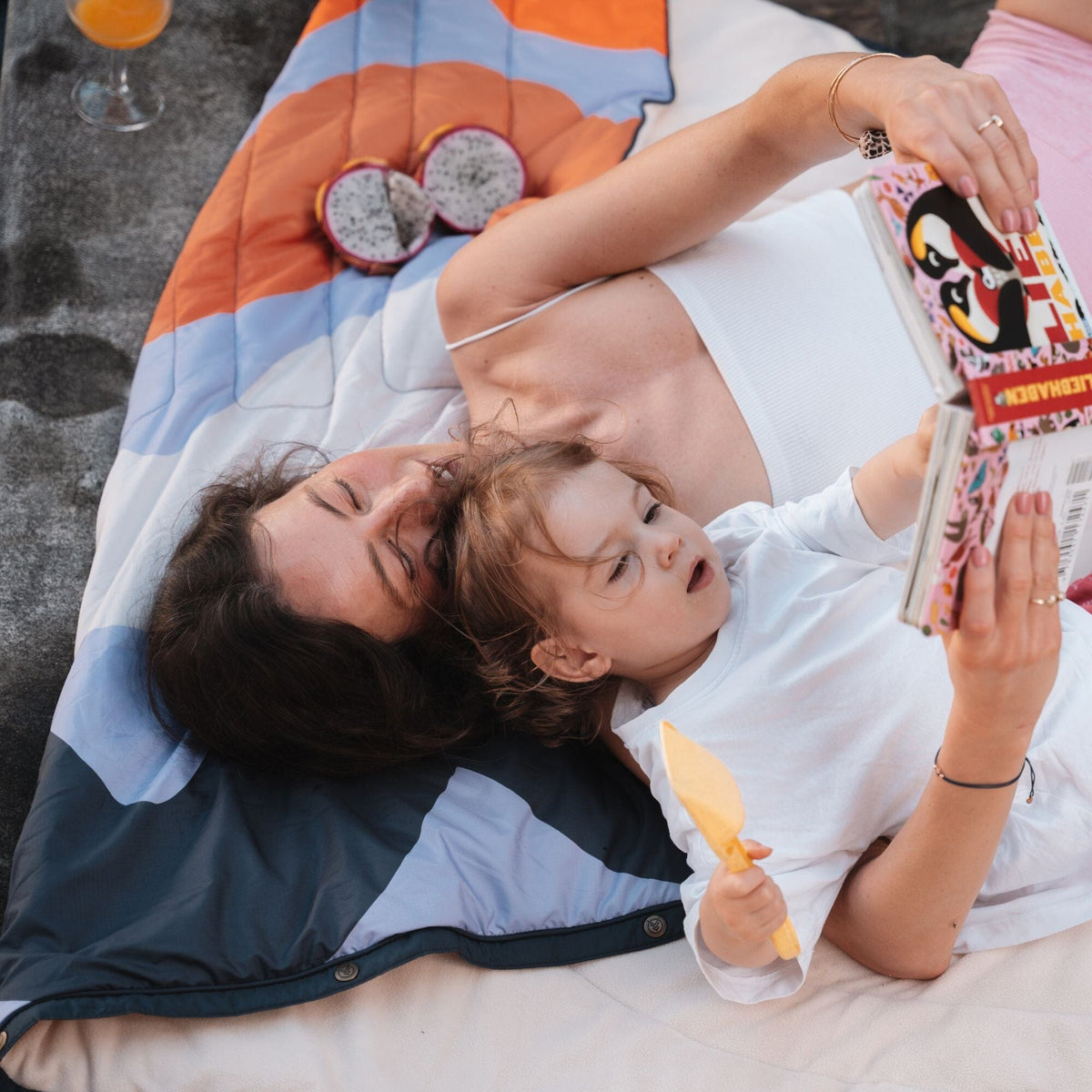 Voited Mini Traveler Fleece Indoor / Outdoor Camping Blanket - Tide