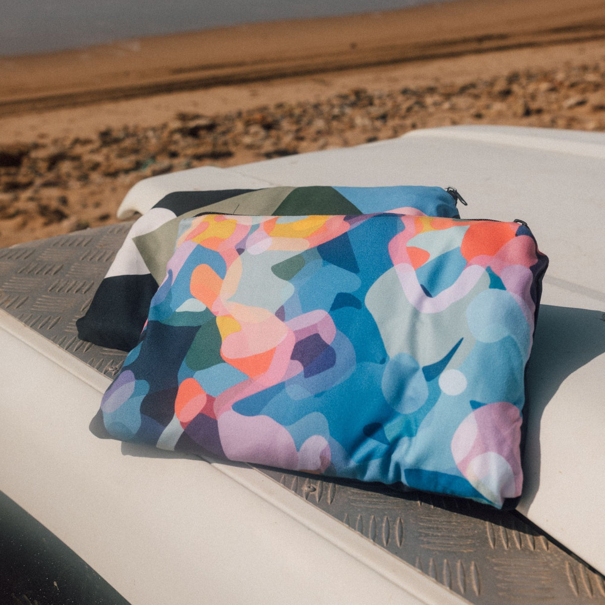 Voited Compact Picnic & Beach Blanket - Beyond Real
