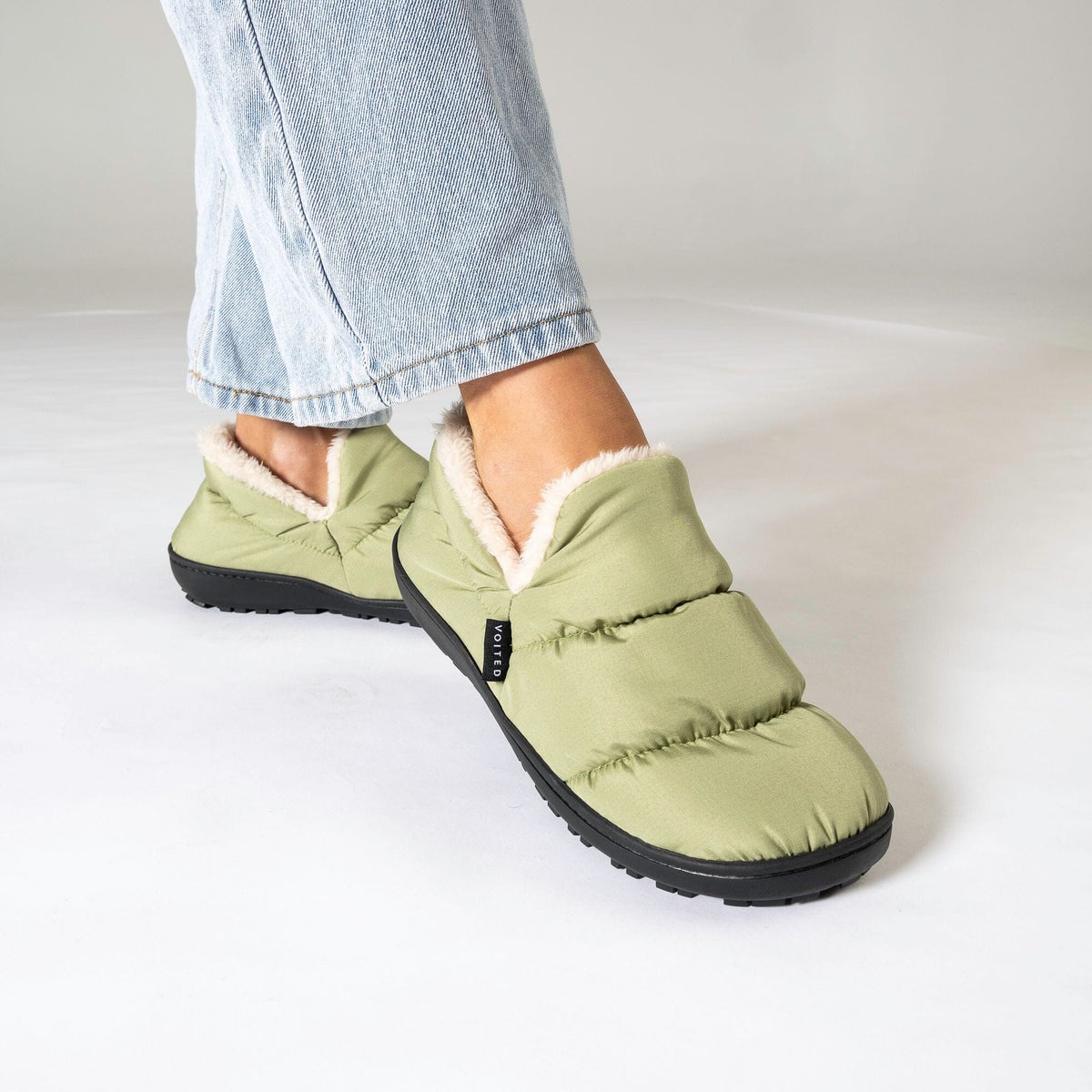 Voited Cloudtouch™ Slipper - Lightweight, Indoor/Outdoor Fleece-Lined Camping Slippers - Olive