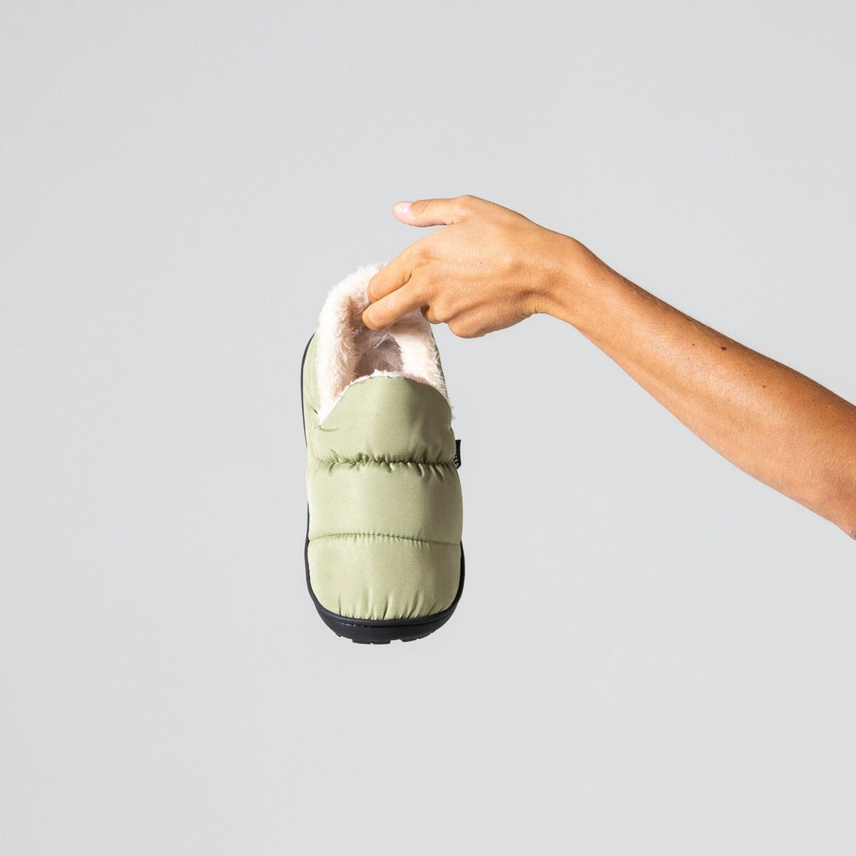 Voited Cloudtouch™ Slipper - Lightweight, Indoor/Outdoor Fleece-Lined Camping Slippers - Olive