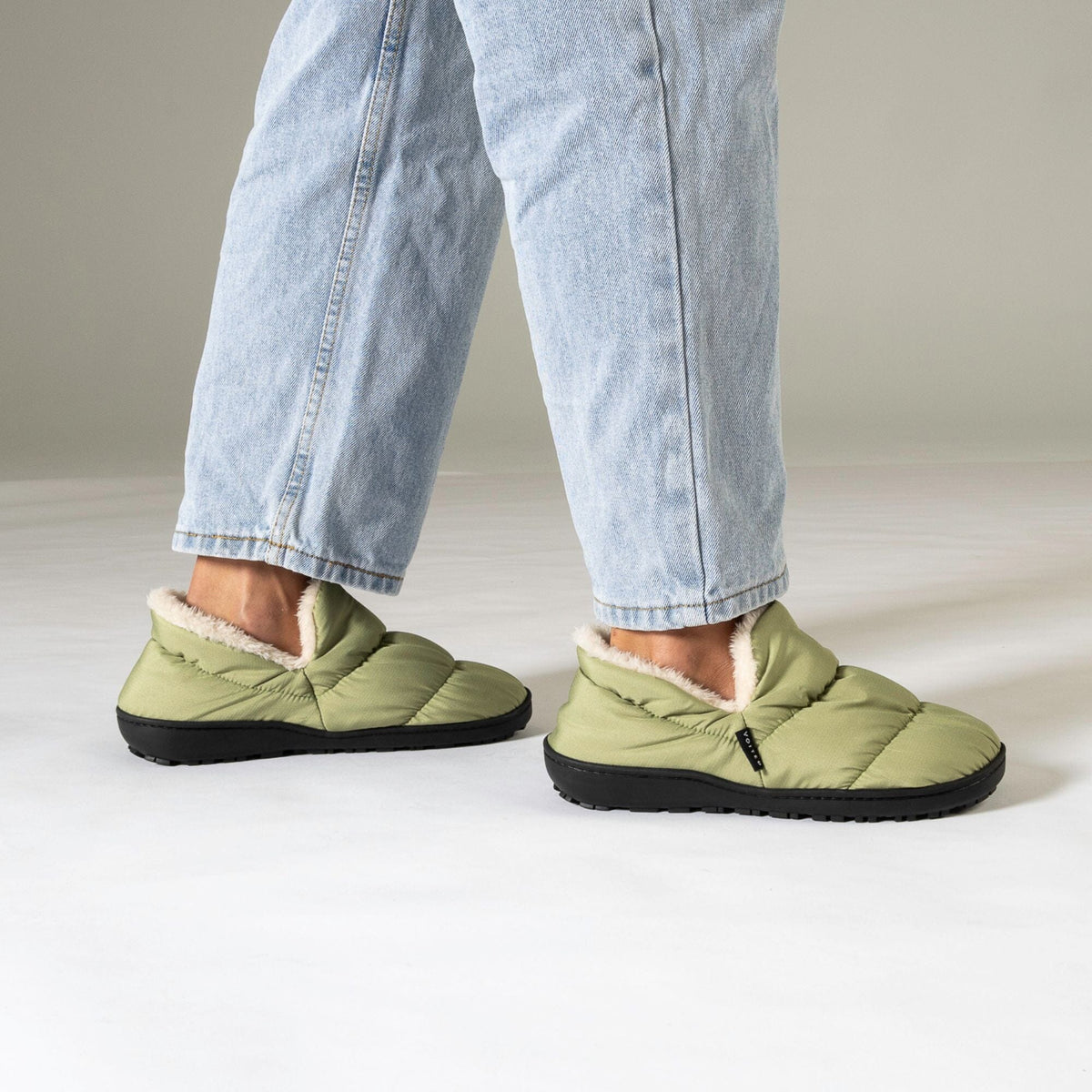 Voited Cloudtouch™ Slipper - Lightweight, Indoor/Outdoor Fleece-Lined Camping Slippers - Olive