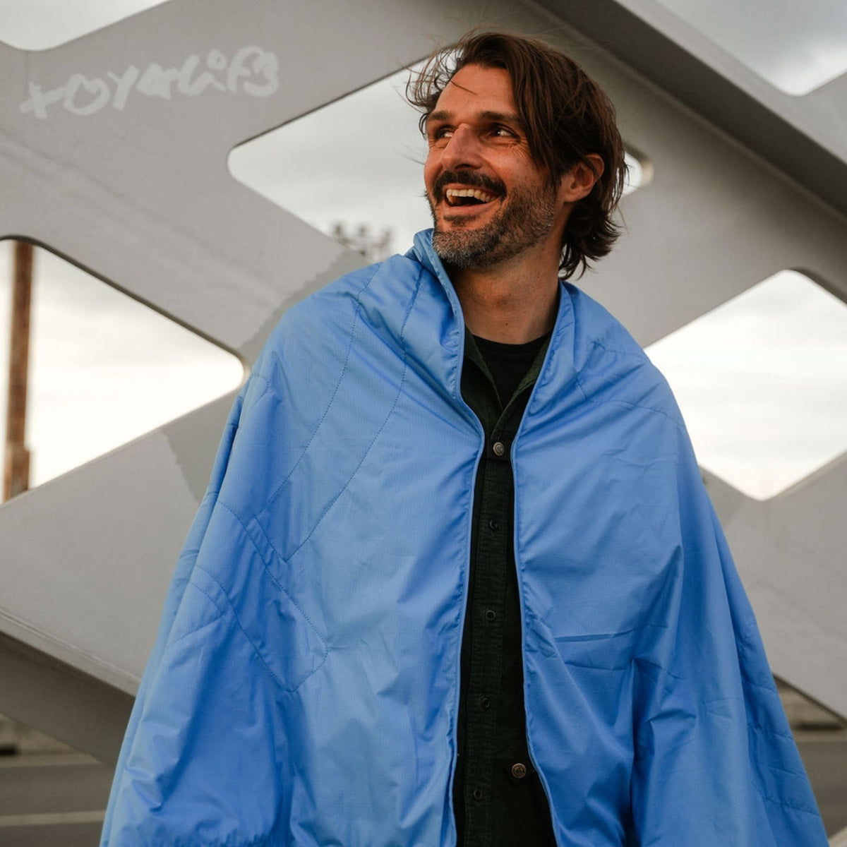 VOITED NeckPack Travel PillowBlanket - Waterfall