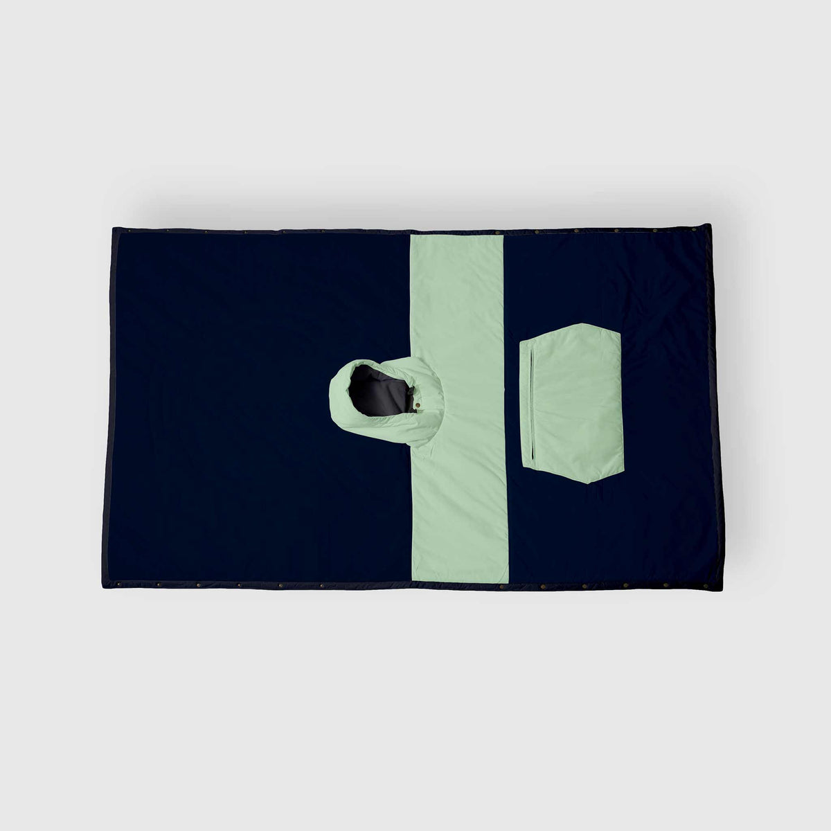 Voited Trooper Outdoor Premium Poncho-Blanket - Ocean Navy / Cameo Green