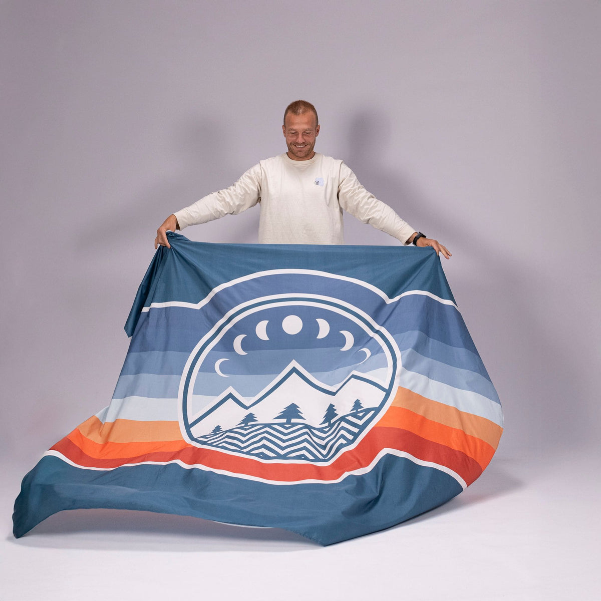 VOITED Sandfree Beach Sheet - Camp Vibes Two