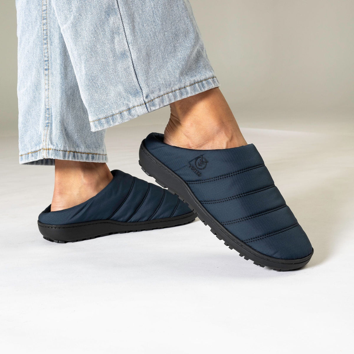 Voited Soul Slipper - Lightweight, Indoor/Outdoor Camping Slippers - Ocean Navy