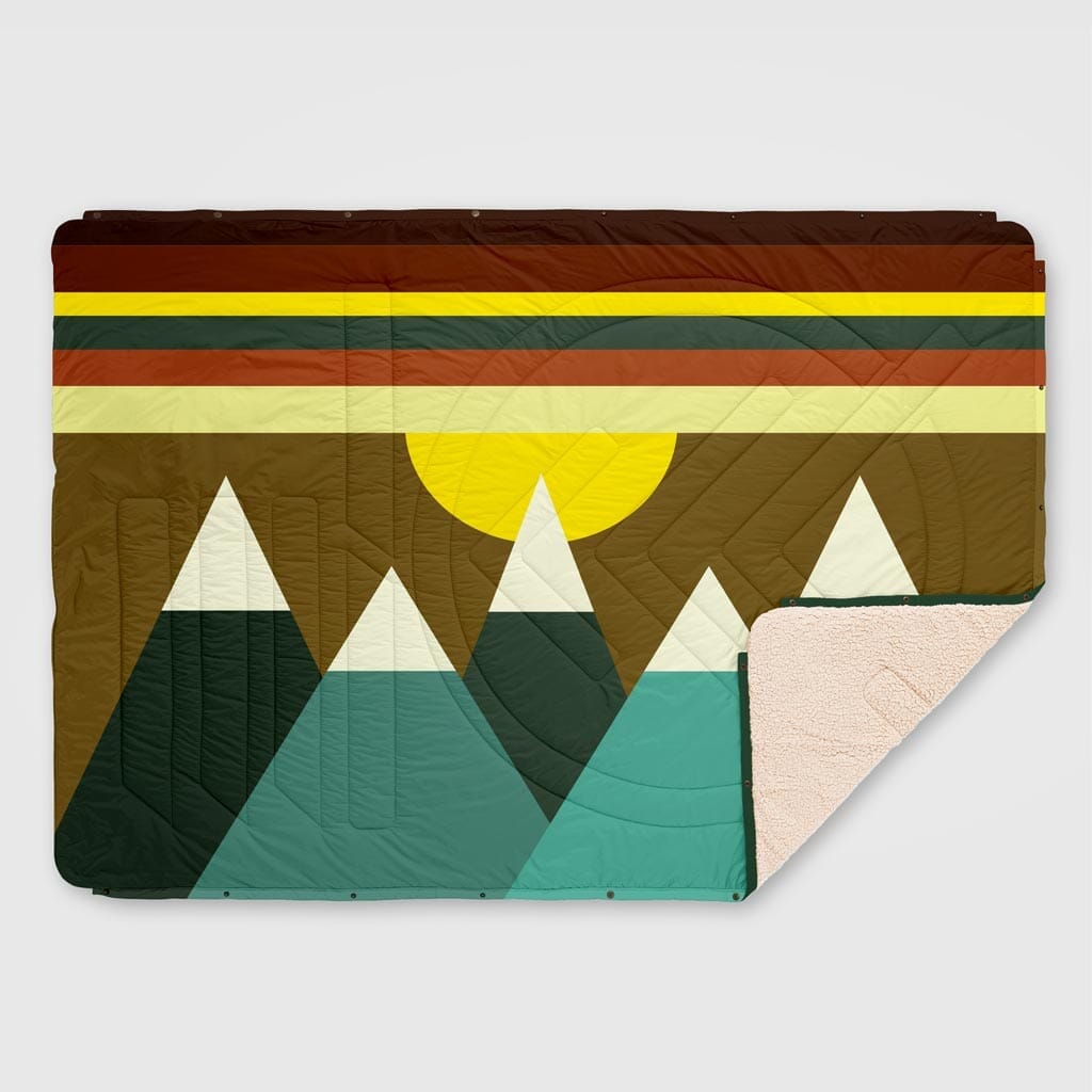 Voited Cloudtouch™ Indoor/Outdoor Camping Blanket - Monadnock